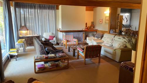Гостиная зона в Hosteria La Chacra Moto Friendly
