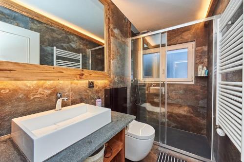 Chalet with fantastic view on Ballesteros Golf and The Mountains