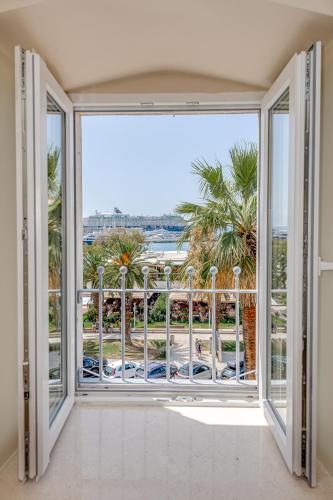 Porta Stella 2-Bedroom Luxury Apartment