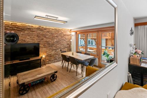 Centre de Saas-Fee - 2 chambres - balcon & patio