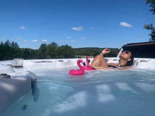 STREFA RELAKSU nad jeziorem z JACUZZI Mazury krainaalicji