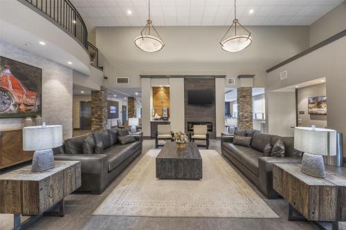 Χώρος καθιστικού στο Best Western Plus Lawrenceburg
