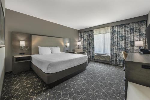 Ένα ή περισσότερα κρεβάτια σε δωμάτιο στο Best Western Plus Lawrenceburg