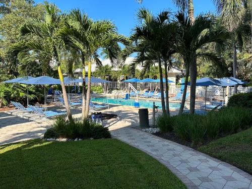 Πισίνα στο ή κοντά στο Trianon Bonita Bay Hotel