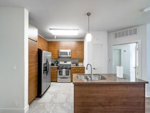 Stylish 1bd in Marina Del Rey with Free Parking photo 5