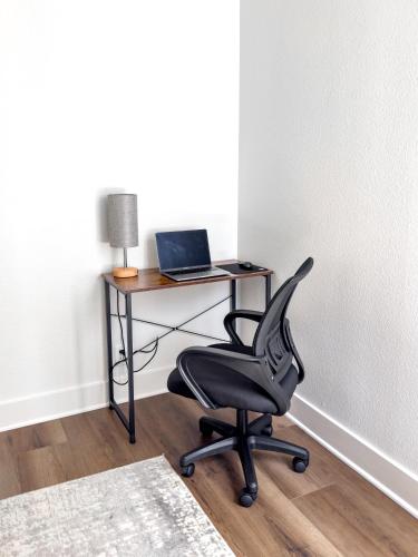 Stylish 1bd in Marina Del Rey with Free Parking photo 8