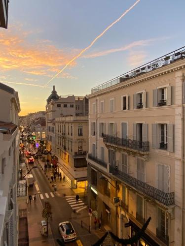 Cannes hyper centre appartement luxe 5 étoiles terrasse