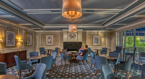 Χώρος καθιστικού στο Trianon Bonita Bay Hotel