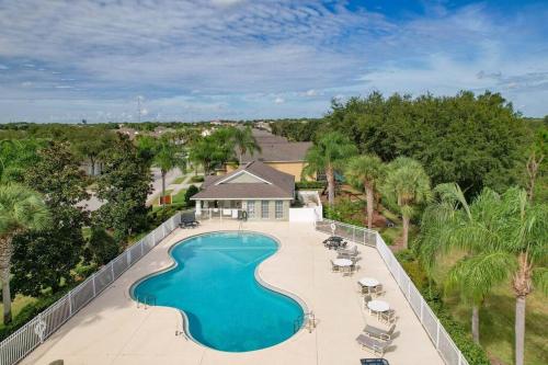 Screened pool & spa resort access near Disney photo 73