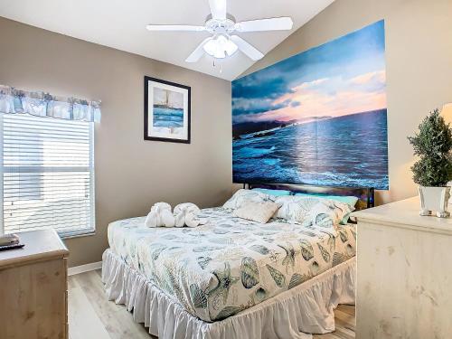 Screened pool & spa resort access near Disney photo 41