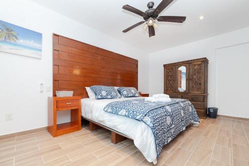 Ένα ή περισσότερα κρεβάτια σε δωμάτιο στο Private Edificio Casa Playa Blanca 2 minutes walking distance to the beach