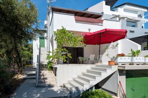 Apartments with parking space Mandre, Pag - 9420