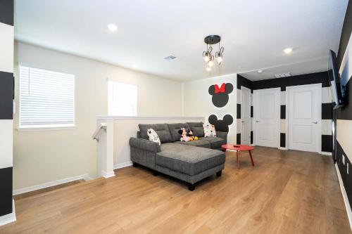 Magical 5BR w Pool Minutes from Disney 16161 photo 35