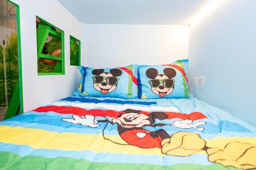 Magical 5BR w Pool Minutes from Disney 16161 photo 52