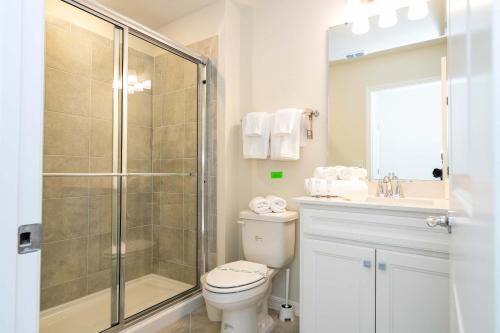 Magical 5BR w Pool Minutes from Disney 16161 photo 58