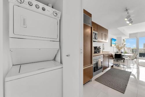 Luxury Unit W Residences Brickell photo 13