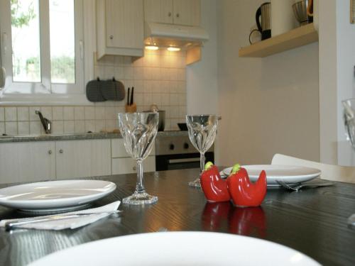 Кухня или мини-кухня в Villa in Loutra with Pool near Rethymno
