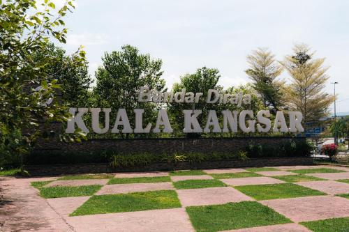 a sign for kula kangazi in a park at Villa Cinta Jasmeen in Kuala Kangsar