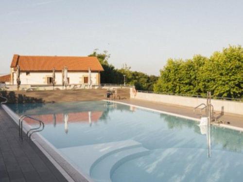 Mobil-home confortable pour 4 pers avec terrasse à San Sebastián - API-1-52-467
