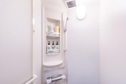 Un baño de Wakabayashi house