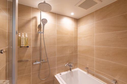 Bilik mandi di La'gent Hotel Okinawa Naha