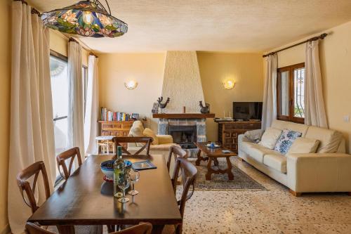 Casa Petya LT