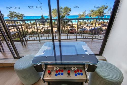 Μπαλκόνι ή βεράντα στο The Ocean Arcade - Views Games & Vibes