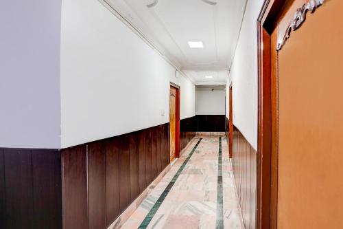 Galería fotográfica de Super Hotel O Hussainganj Near Vidhansabha en Lucknow