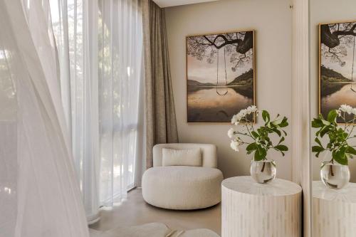 Χώρος καθιστικού στο Sundance - Villa 1 Luxury Home