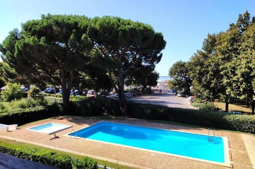 Studio Andernos vue Bassin port ostréicole charmant et lumineux avec piscine et balcon !