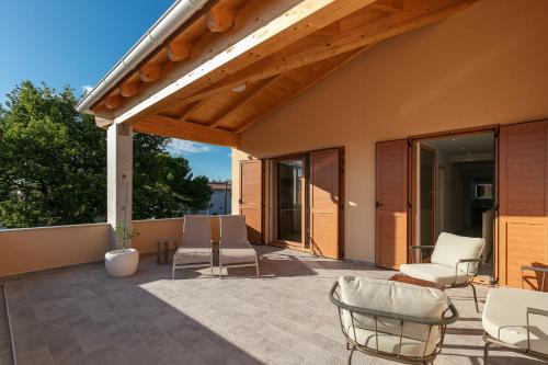 D2Olive House