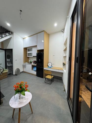 Η κουζίνα ή μικρή κουζίνα στο Happy house Đồng Dinh