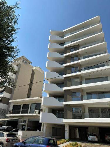 Niarchos Elegant Maisonette