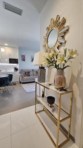 Intempo Apartment 13E by VivaMar