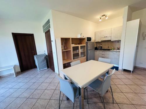 Cucina o angolo cottura di Golden Home Lazise