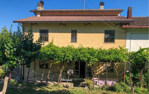 Κήπος έξω από το Nice Home In Sestino With House A Panoramic View