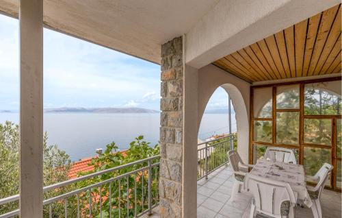 Lovely Apartment In Sveti Juraj With Wifi