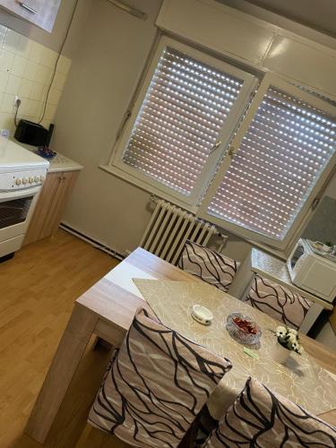 Fotografie z fotogalerie ubytování Apartman CENTAR v destinaci Titel