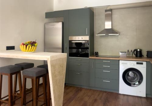 Alegria's 2BR Garden Apartment