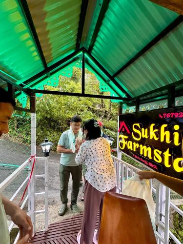 Επισκέπτες που μένουν στο Sukhim Farmstay