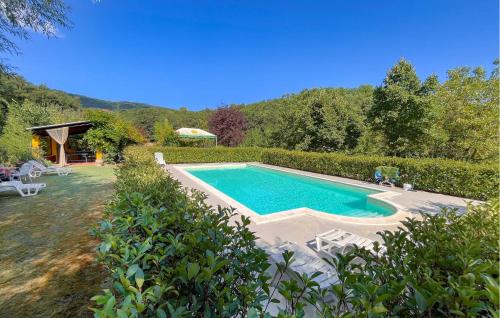 Kolam renang di atau dekat dengan Pet Friendly Home In Frazione Mercatello