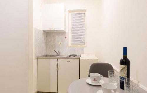 Stunning Apartment In Split With Wifi
