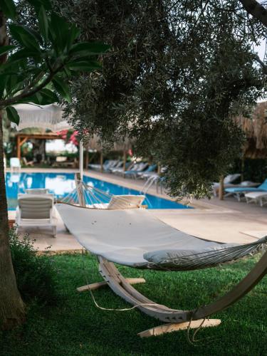 Kolam renang di atau dekat dengan Flow Datca Surf & Beach Hotel