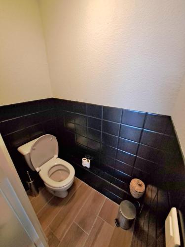 Bel appartement au calme avec parking photo 12