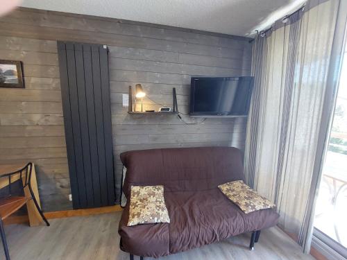 Studio 4 pers, au pied des pistes avec balcon - FR-1-516-81
