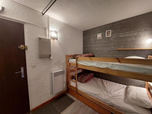 Studio 4 pers, au pied des pistes avec balcon