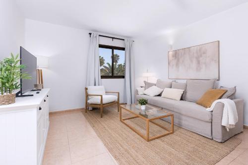 Home2Book Serene Stylish Stay in Corralejo Pool