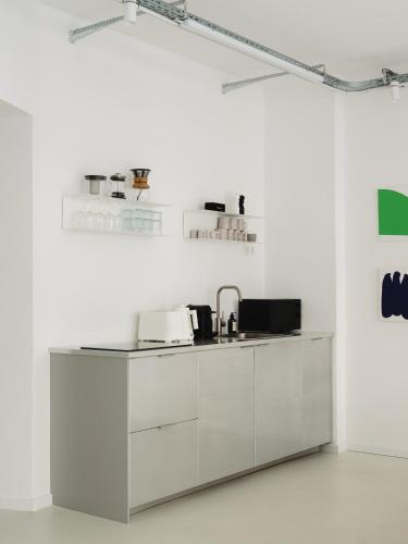 NOOK x Salon - Gallery-Apartment in Friedrichshain photo 16