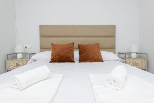 WintowinRentals Central apartment just 3 minutes from the beach in Fuengirola