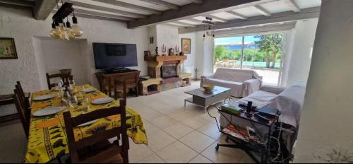 F4 house with Wifi and private pool in Vidauban